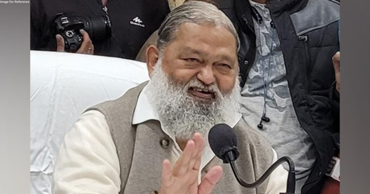 My support with wrestlers, willing to mediate: Anil Vij